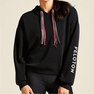 Lanston Sport x Peloton Kensie Woman’s Black Hoodie Size Large